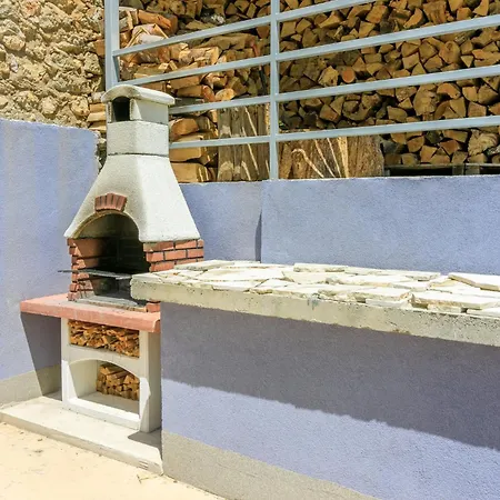 בית נופש Tinac
