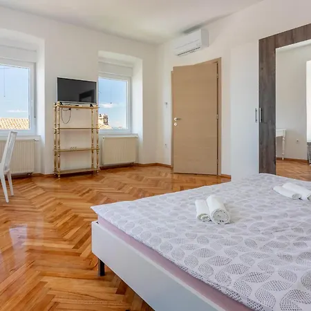 Hébergement de vacances Tinac