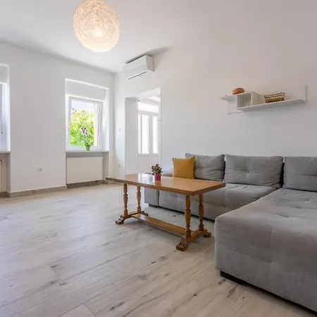 Tinac Hébergement de vacances *